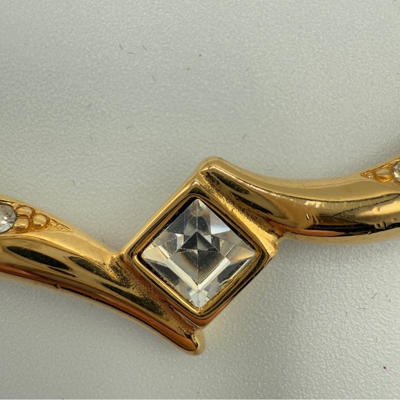 Signed Monet Vintage High-End Asymmetrical Necklace with Geometric Design - Picture 12 of 14